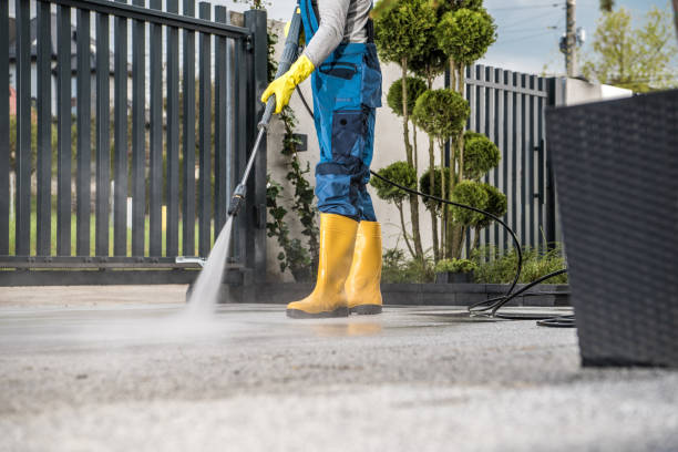 Best Garage Pressure Washing  in Tallmadge, OH